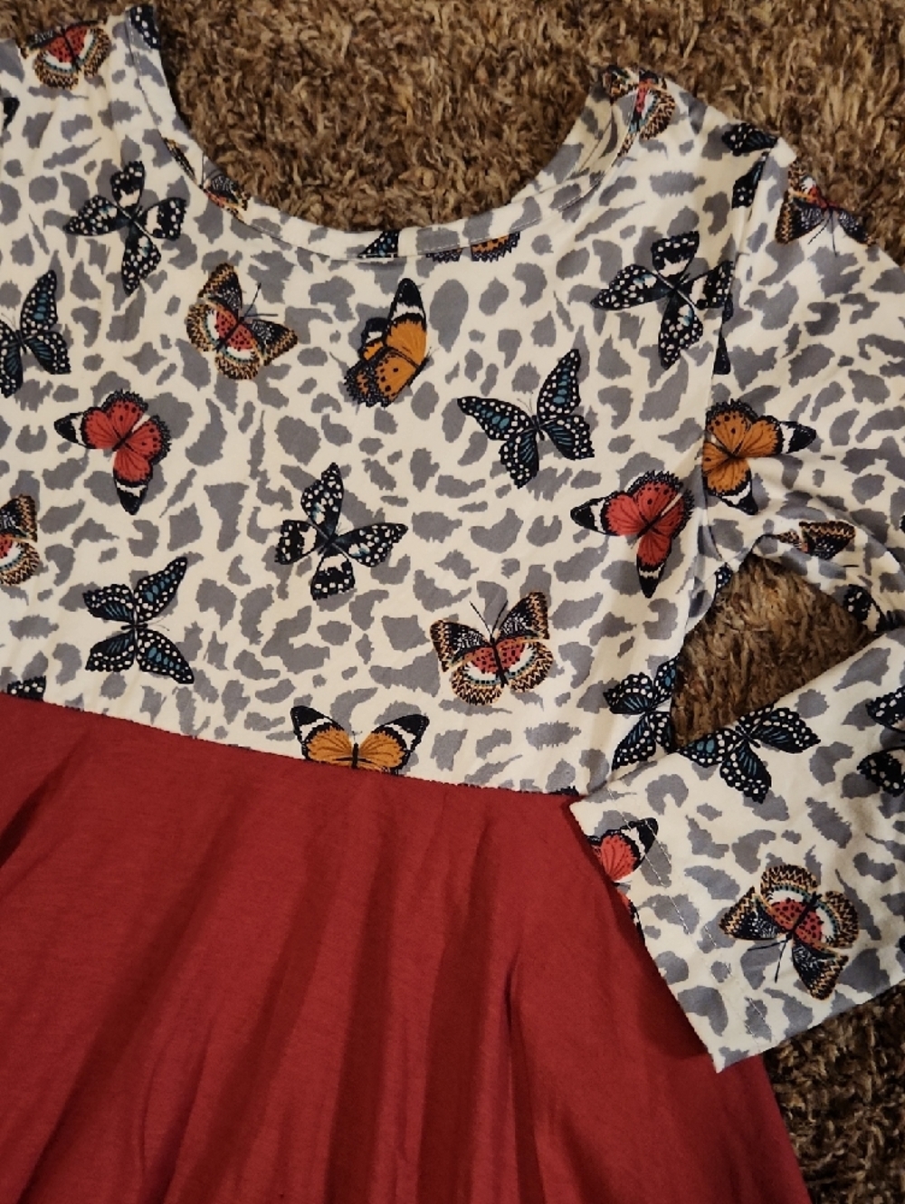 Butterfly Print Dress - Picture 4 of 4